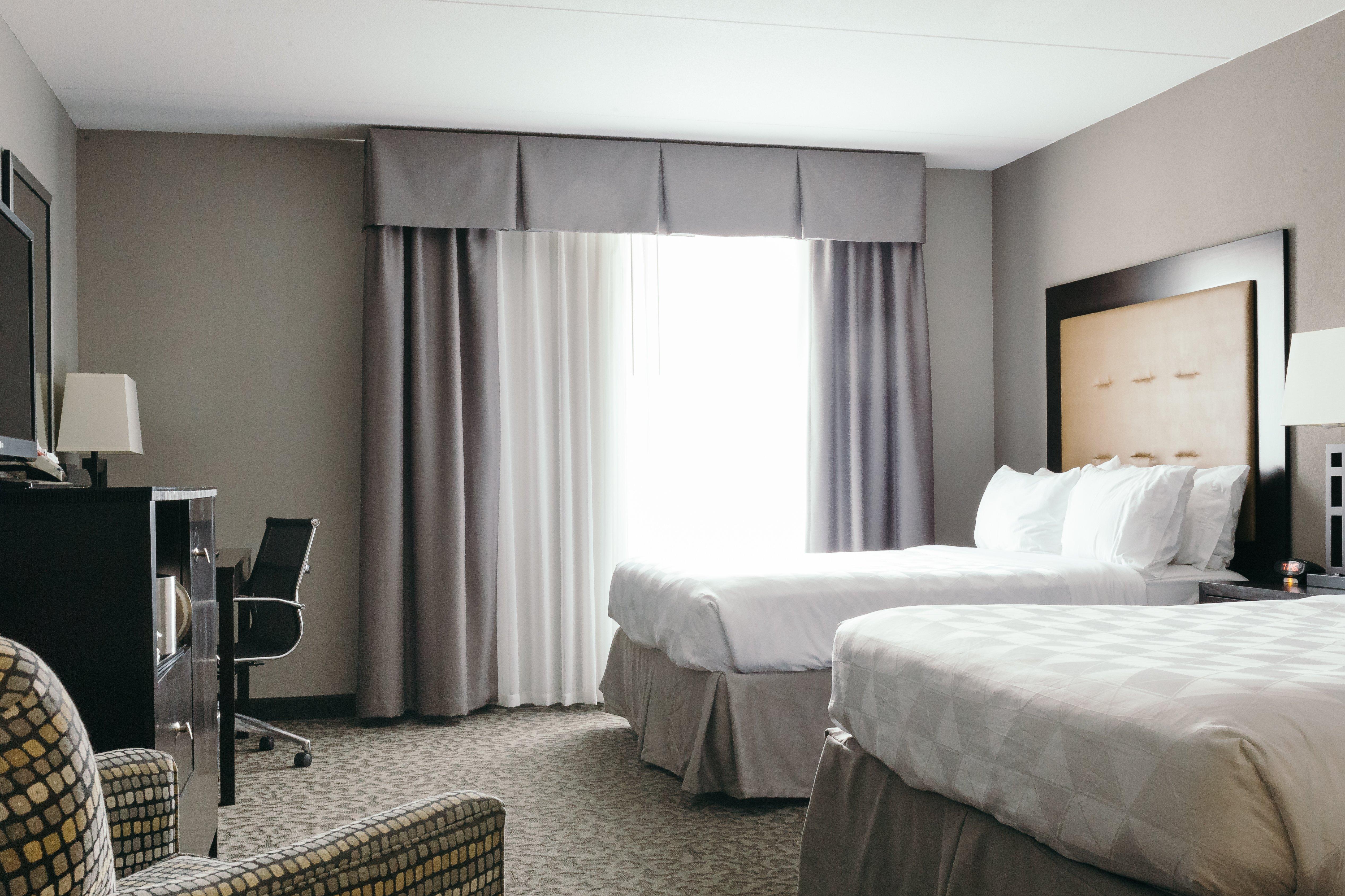 Holiday Inn And Suites East Peoria By Ihg Bagian luar foto