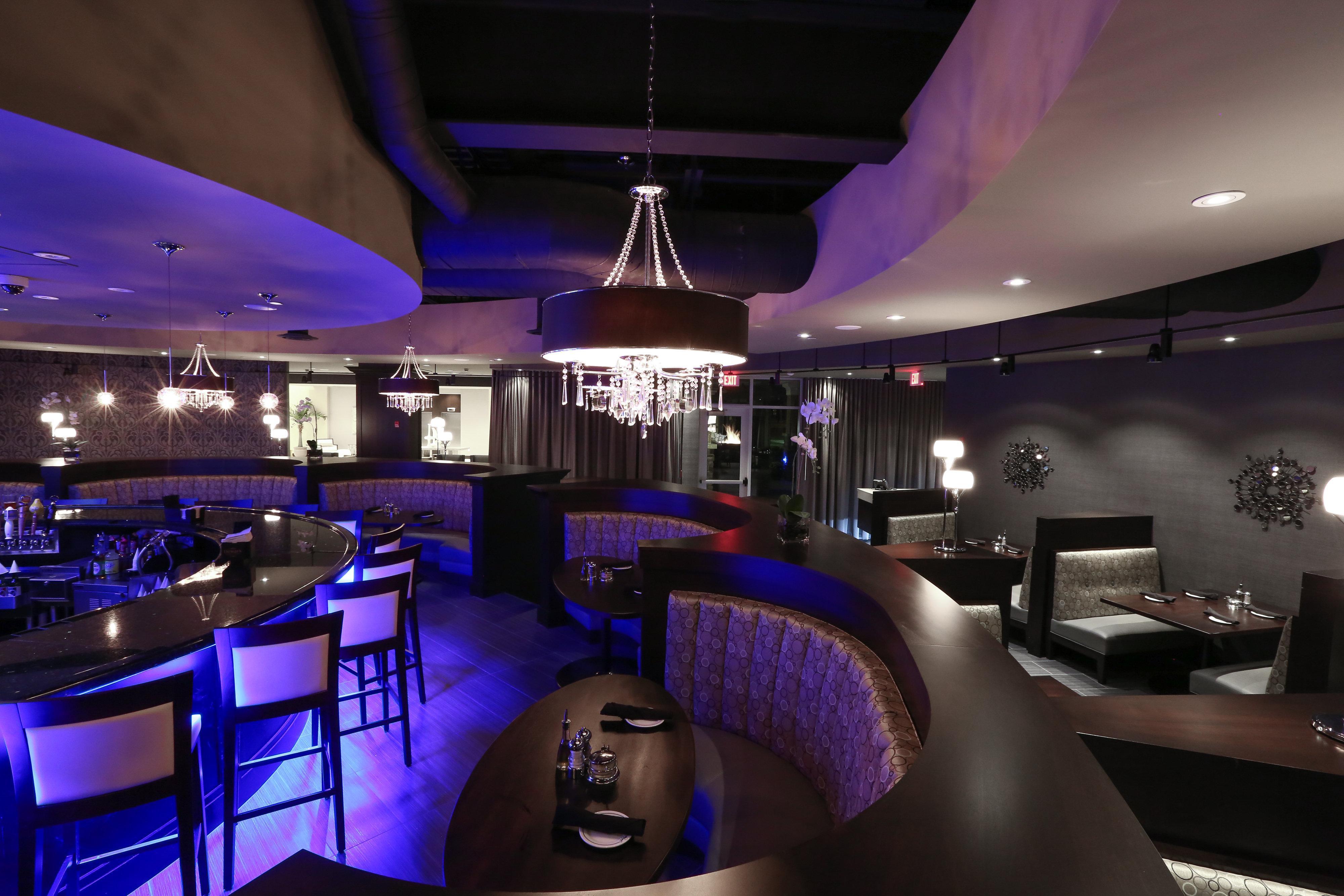 Holiday Inn And Suites East Peoria By Ihg Bagian luar foto