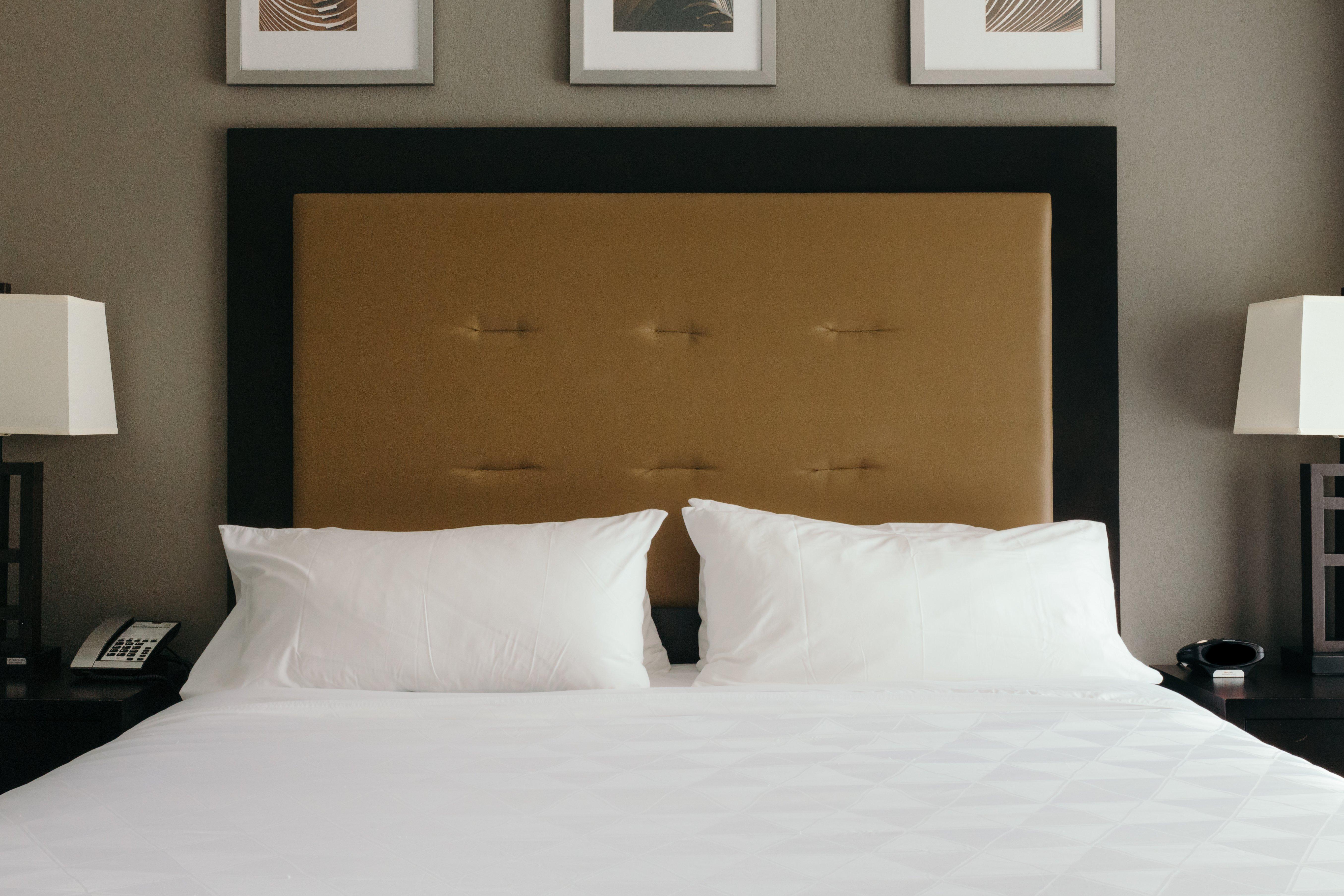 Holiday Inn And Suites East Peoria By Ihg Bagian luar foto