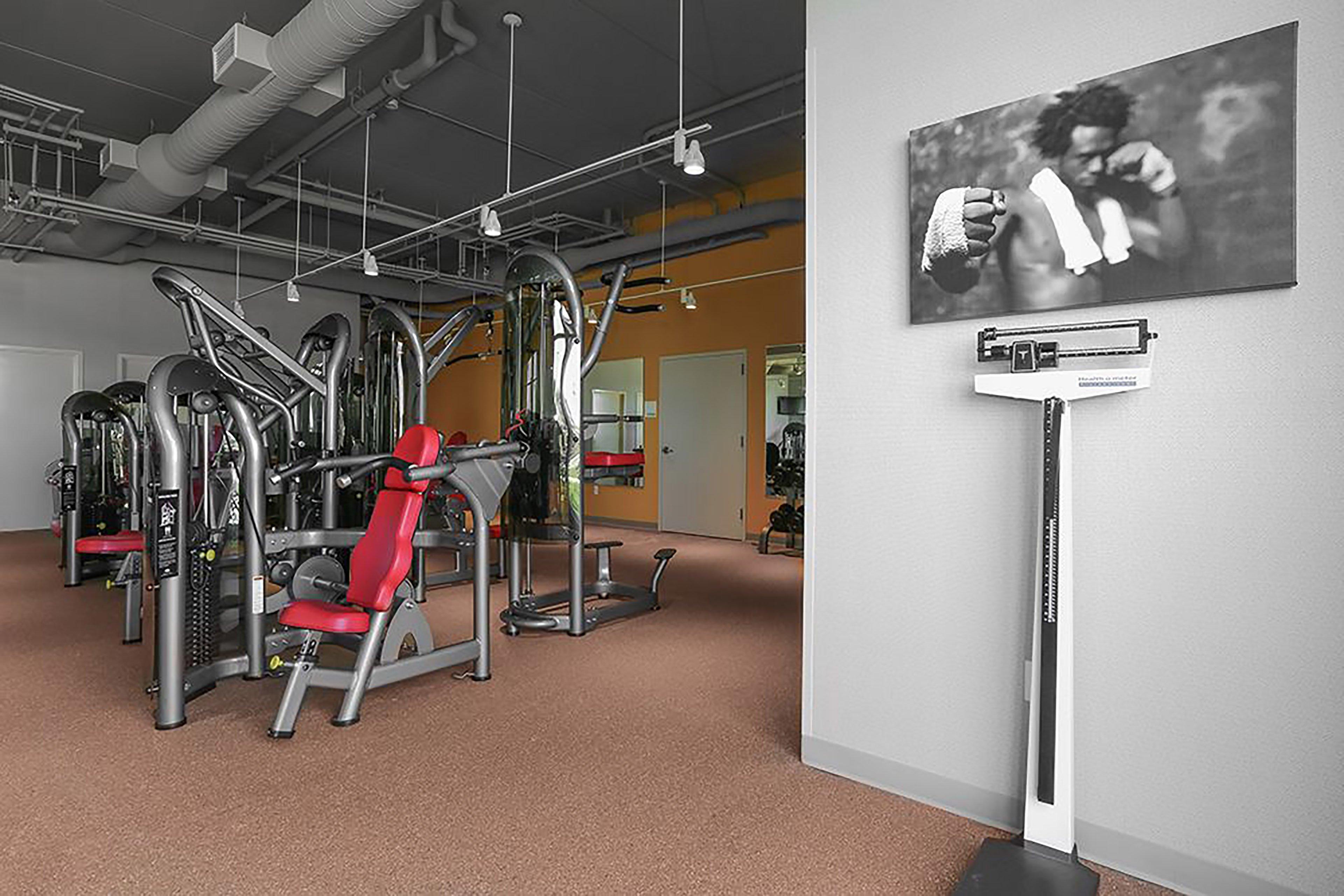 Holiday Inn And Suites East Peoria By Ihg Bagian luar foto